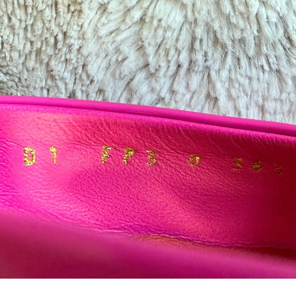 VALENTINO GARAVA Valentino One Stud 70
Patent Mule In Pink Size 36.5 - Picture 14 of 16